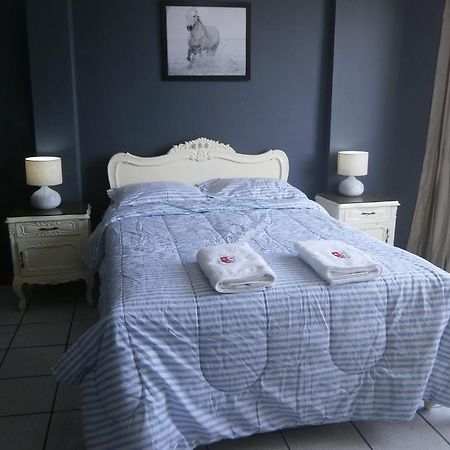 Strenua Santa Maria Suites Trujillo Bagian luar foto