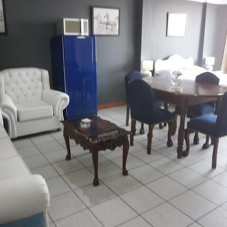 Strenua Santa Maria Suites Trujillo Bagian luar foto