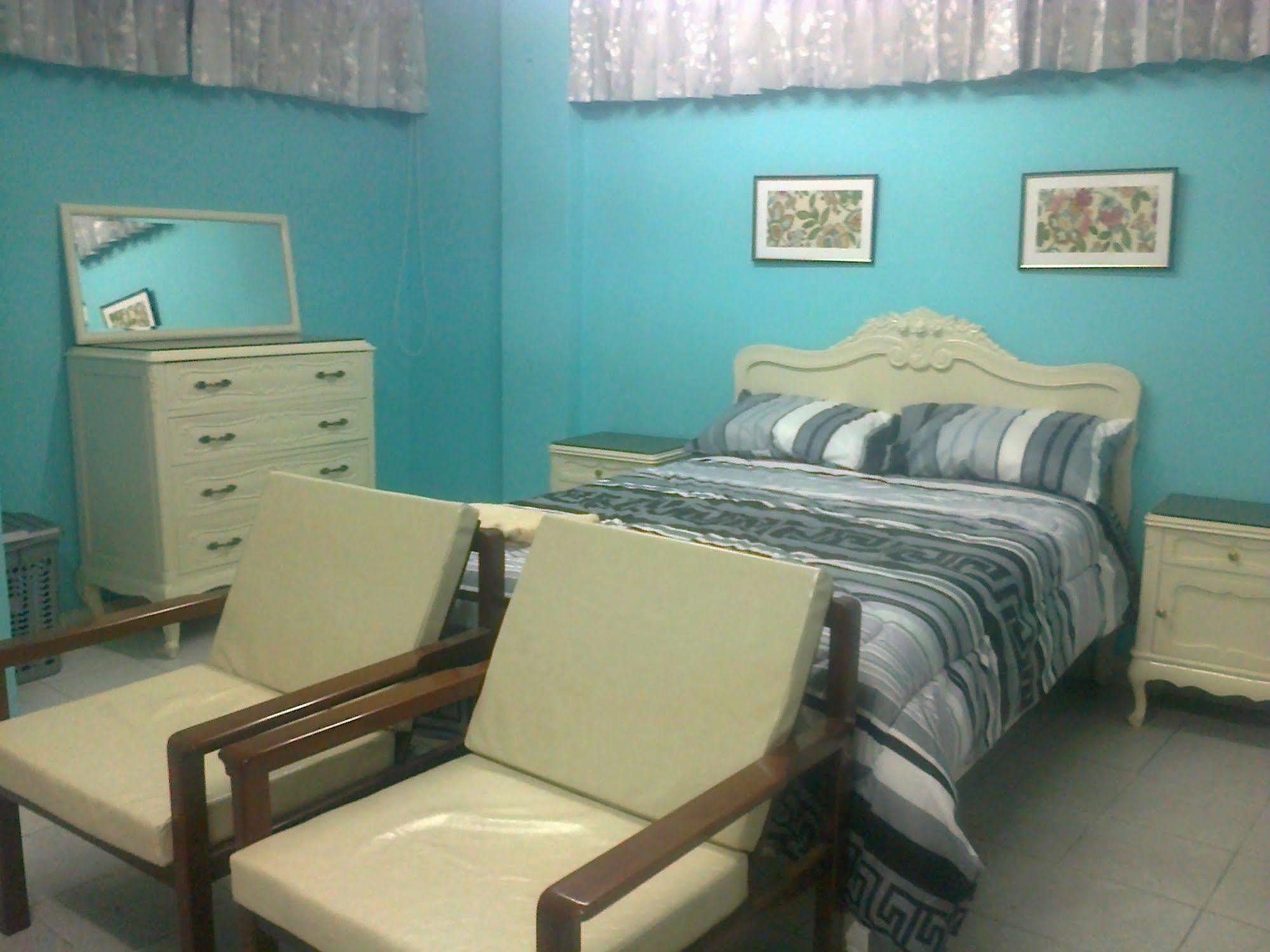 Strenua Santa Maria Suites Trujillo Bagian luar foto